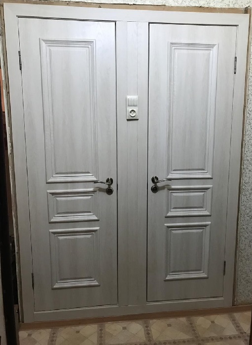 Установка межкомнатной двери Рубинштейна улица, д. 3