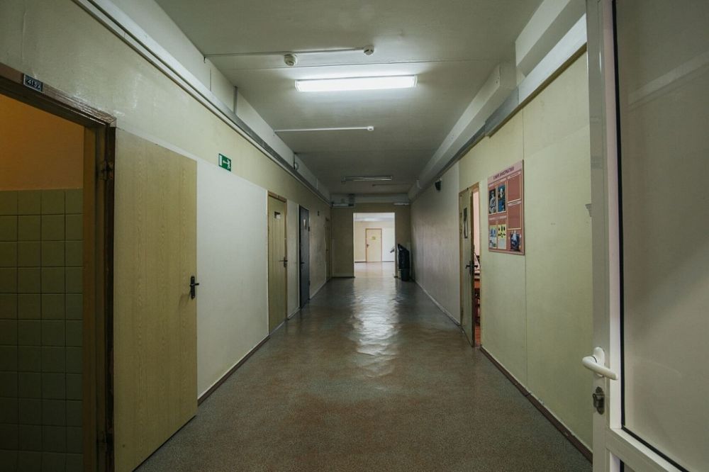 Школа. Замшина улица, д. 58 Школа. Замшина улица, д. 58